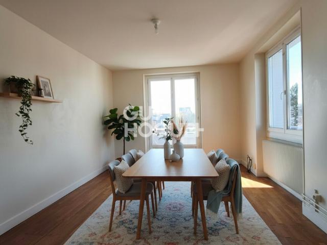 APPARTEMENT À LOUER DE 3 PIÈCES DE 65,86 M²