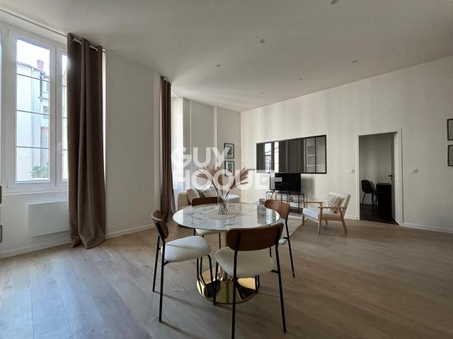 APPARTEMENT À LOUER DE 3 PIÈCES DE 77,38 M²