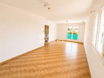 APPARTEMENT À LOUER DE 3 PIÈCES DE 70,11 M²