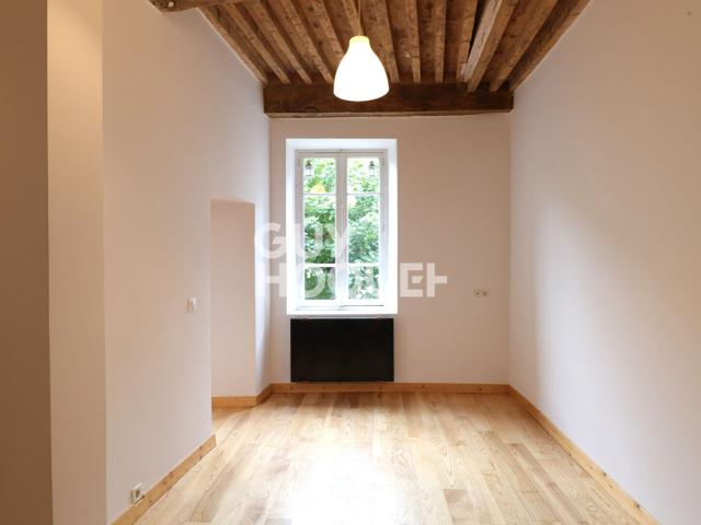Appartement à louer de 4 pièces de 120.2 m²