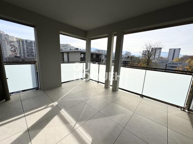 Appartement à louer de 4 pièces de 87.44 m² RÉF 401