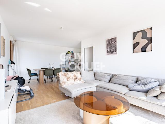 APPARTEMENT À LOUER DE 4 PIÈCES DE 80,00 M²