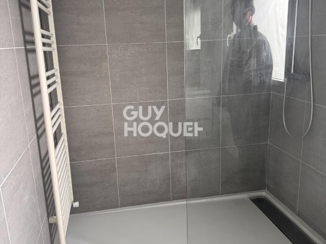APPARTEMENT À LOUER DE 4 PIÈCES DE 99,00 M²