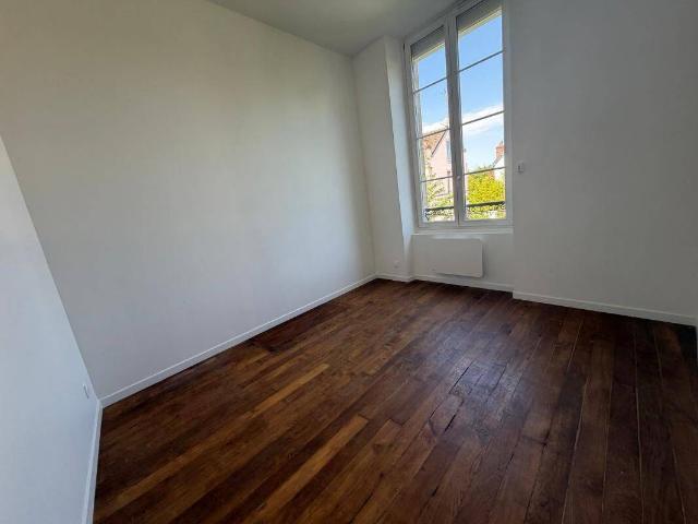 Appartement À Louer F2 COULOMMIERS