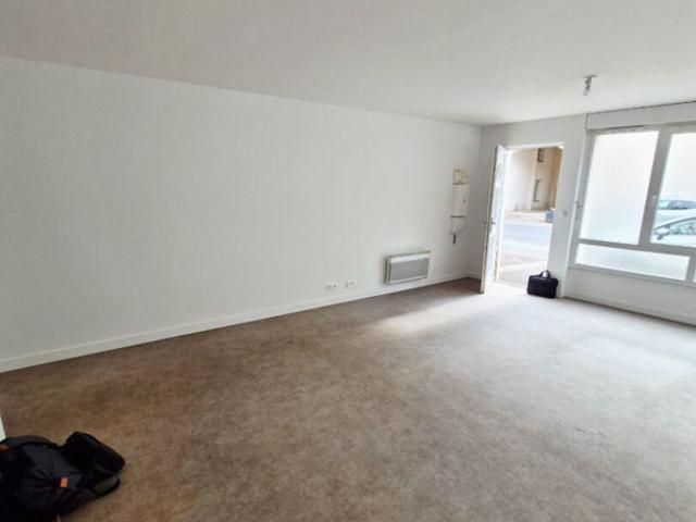 Appartement à LOUER F2 entièrement refait à neuf sur CLOUANGE