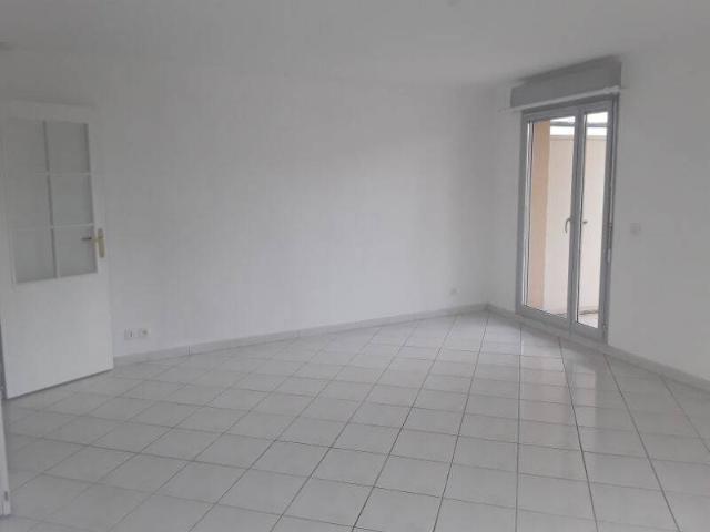 Appartement À Louer F3 63.77 m²