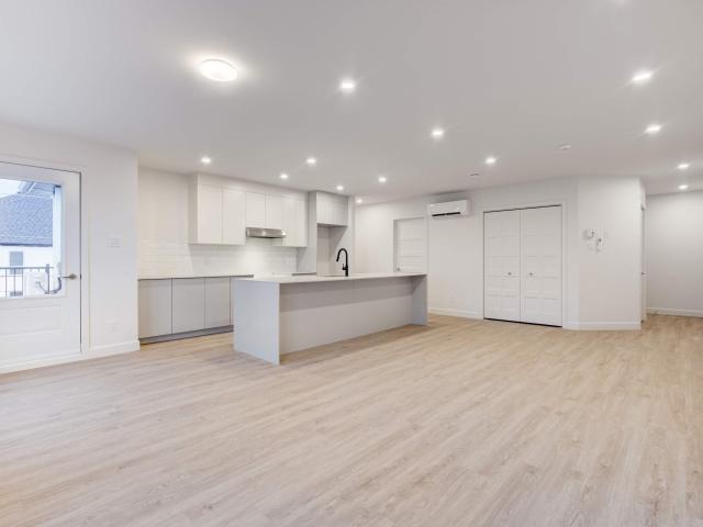 Appartement à Louer Huntingdon, Huntingdon 10 photos | Logis Québec