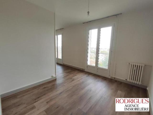 Appartement à louer POITIERS
