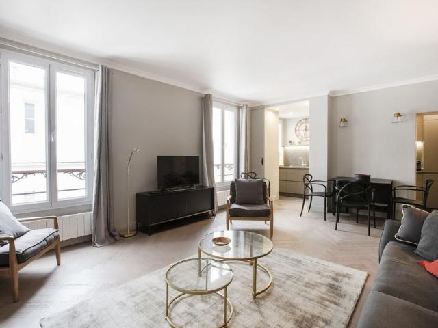 Appartement à louer rue Fabert, Paris 7ème