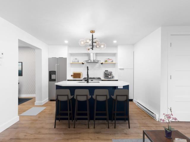 Appartement à Louer Rue Panet Montréal H2L 2Z4, Ville Marie Centre Ville, Vieux Montréal 5 photos | Logis Québec