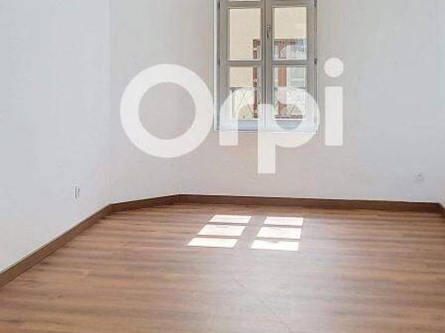 Appartement À Louer RDC quartier calme