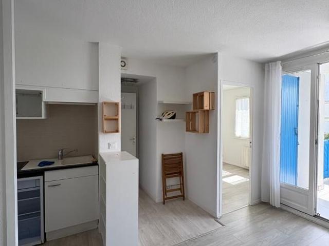 Appartement à louer, Royan, 25m² eau comprise dans les charges