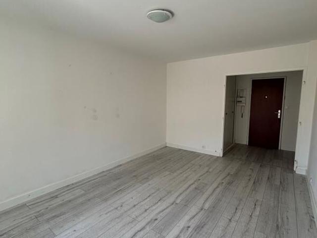 Appartement À Louer T1 Toulon