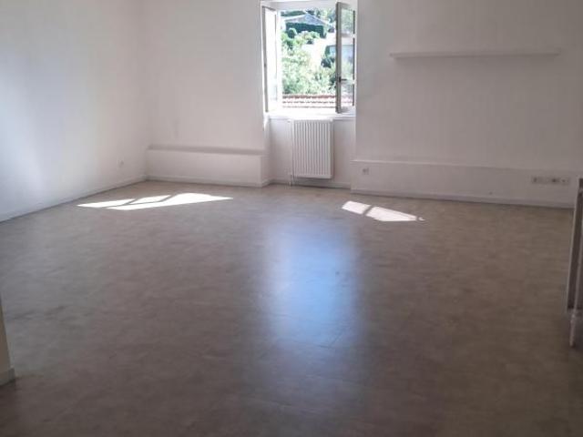 APPARTEMENT A LOUER T2 CORENC