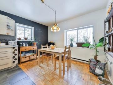 Appartement à louer très grand 4 1/2 Saint Sauveur