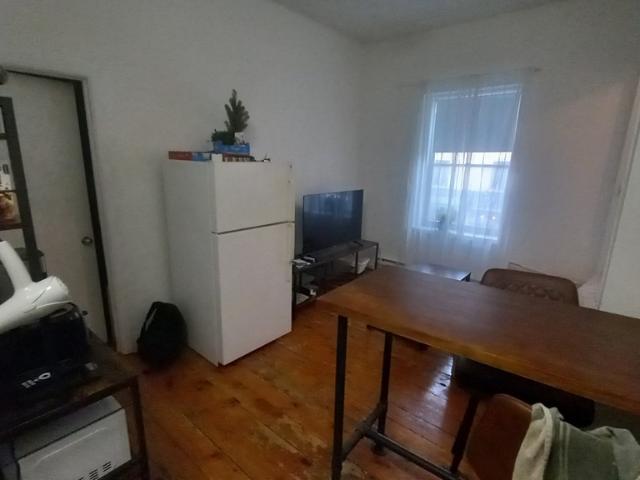 Appartement à Louer 1438 Rue Atateken, Ville Marie Centre Ville, Vieux Montréal 6 photos | Logis Québec