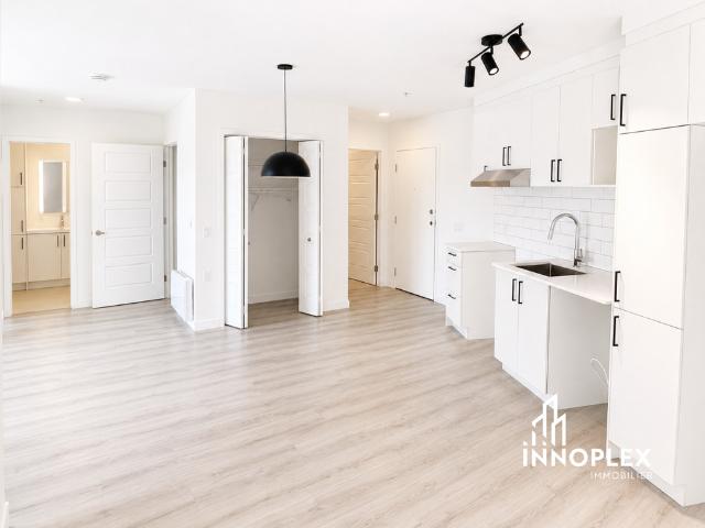 Appartement à Louer 152 rue King est, Fleurimont Sherbrooke 18 photos | Logis Québec