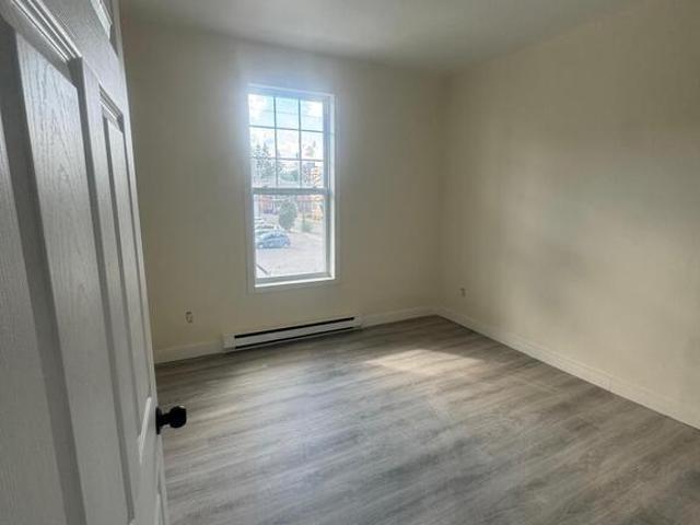 Appartement à Louer 1532 avenue saint marc, Shawinigan Shawinigan 8 photos | Logis Québec
