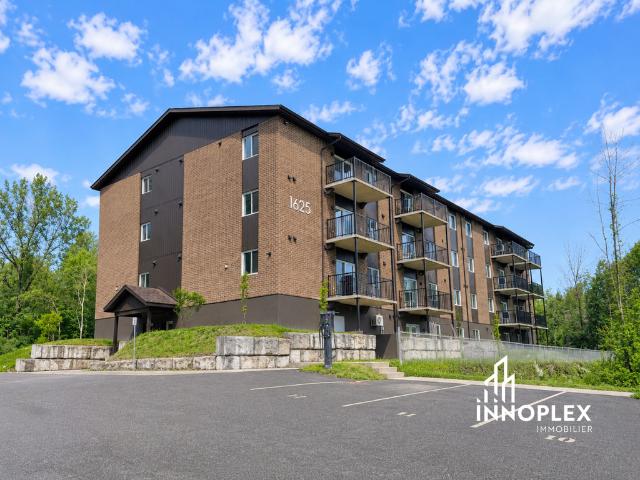 Appartement à Louer 1625 Évangeline, Les Nations Sherbrooke 9 photos | Logis Québec