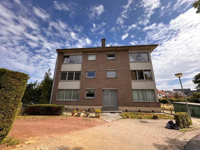 Appartement à louer 1650 Beersel