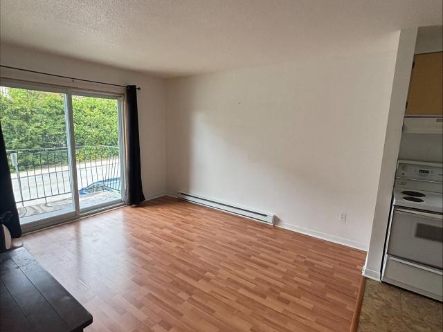 Appartement à Louer 170 Rue Murray Sherbrooke J1G 2K4, Fleurimont Sherbrooke 9 photos | Logis Québec