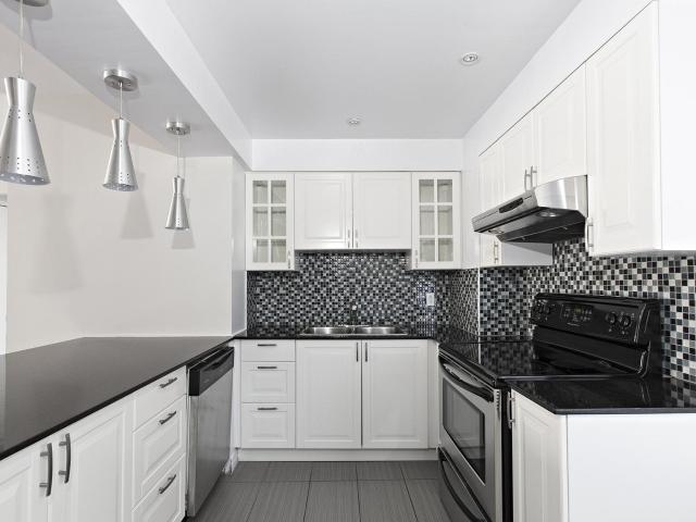 Appartement à Louer 1745 Avenue Cedar, Montréal 30 photos | Logis Québec