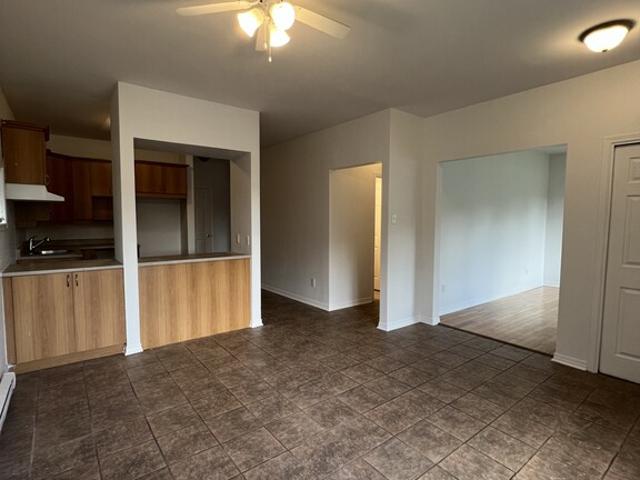 Appartement à Louer 183 rue Achbar, Gatineau Gatineau 14 photos | Logis Québec