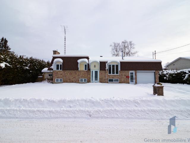 Appartement à Louer 188A rue Elzear, Papineauville 20 photos | Logis Québec