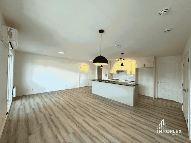 Appartement à Louer 1937 route 222, Saint Denis de Brompton 13 photos | Logis Québec
