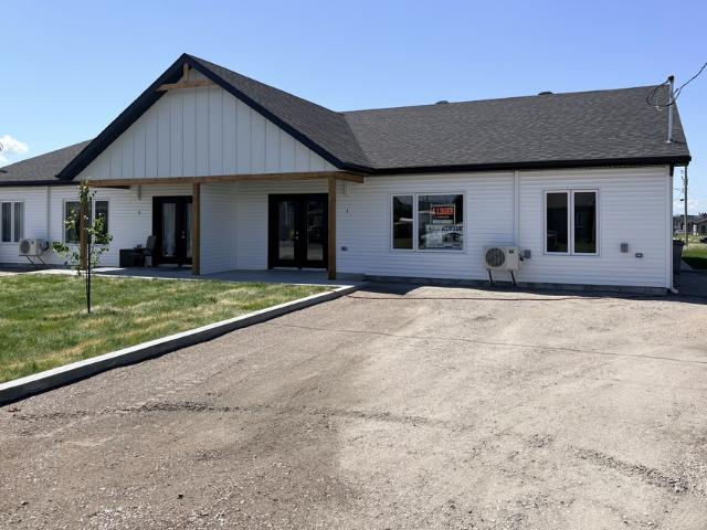 Appartement à Louer 197 rue Turgeon, Hébertville, Hébertville 13 photos | Logis Québec
