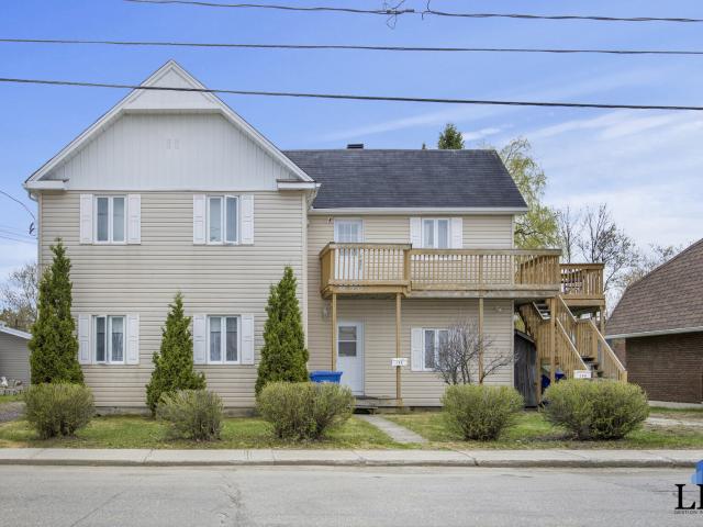 Appartement à Louer 196 Rue Dorchester, Buckingham Gatineau 11 photos | Logis Québec