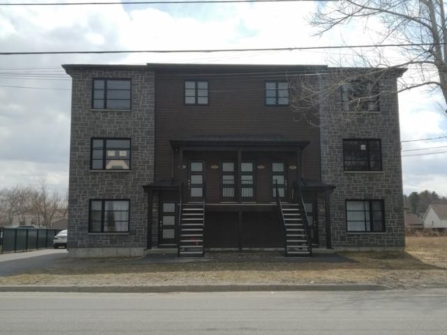 Appartement à Louer 1008 rang Sainte Henriette, Saint Lin/Laurentides 1 photos | Logis Québec