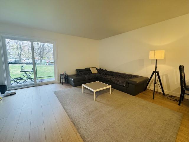 Appartement à Louer 1017 Av. Duchesneau, Sainte Foy/Sillery/Cap Rouge Québec 21 photos | Logis Québec