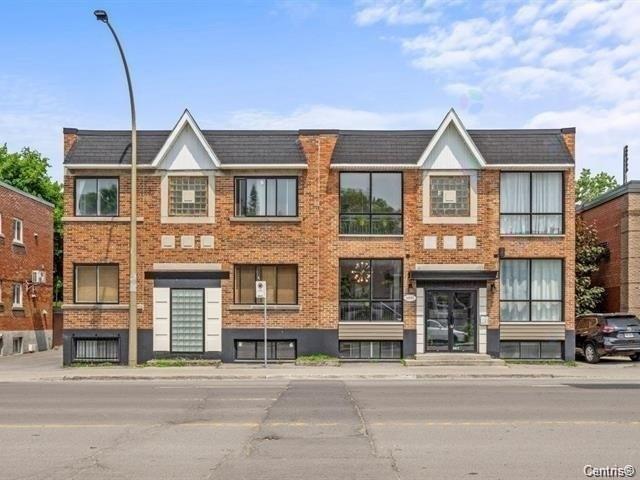 Appartement à Louer 10485 Boul. St Lauren, Ahuntsic Cartierville Montréal 11 photos | Logis Québec