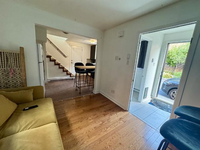 Appartement à Louer 108 Rue Napoléon, Le Plateau Mont Royal Montréal 13 photos | Logis Québec