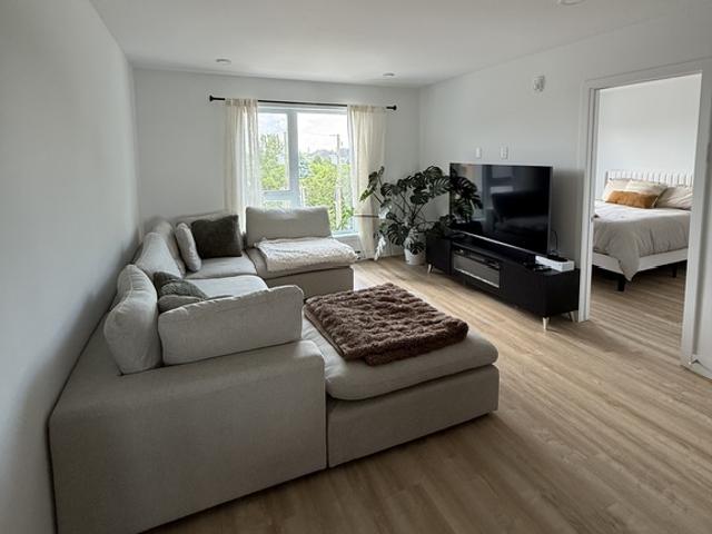 Appartement à Louer 110 Montée de Saint Sulpice, Saint Sulpice 17 photos | Logis Québec