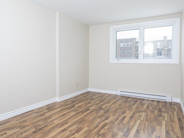 Appartement à Louer 110 rue St Francois Nord, Sherbrooke 12 photos | Logis Québec