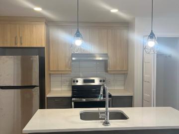 Appartement à Louer 11140 Rue Dorchester Montréal Est, Montréal Est 12 photos | Logis Québec