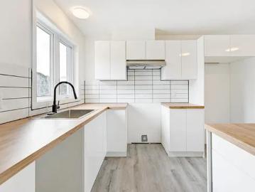 Appartement à Louer 11155 boulevard Sainte Anne, Beaupré, Beaupré 16 photos | Logis Québec