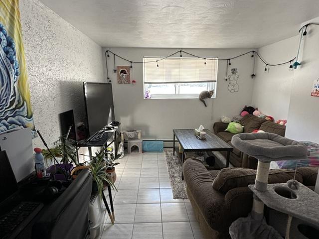 Appartement à Louer 1137 Louis St Laurent, Les Nations Sherbrooke 7 photos | Logis Québec