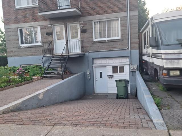 Appartement à Louer 11588 AVENUE LAMOUREUX, Montréal Nord Montréal 1 photos | Logis Québec