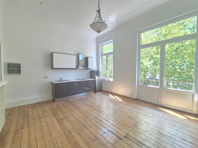 Appartement à louer 1190 950 €