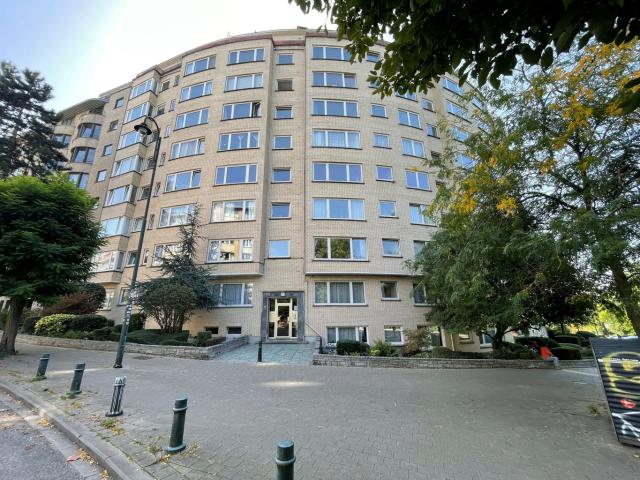 Appartement à louer 1190 Forest 1 000 €