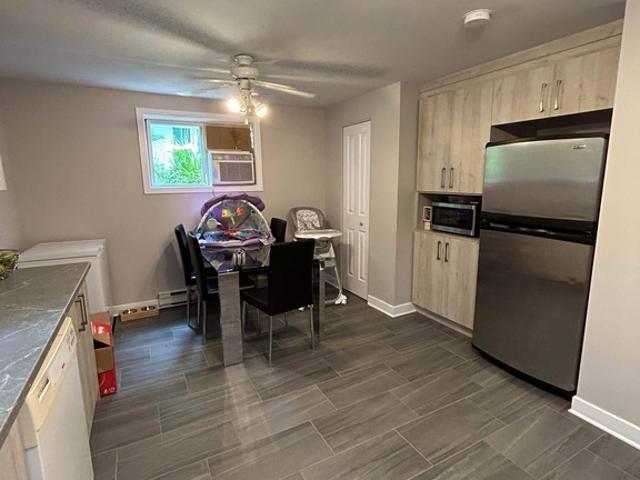 Appartement à Louer 11 rue Sylvain, Val des Monts 8 photos | Logis Québec