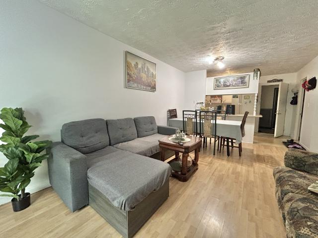 Appartement à Louer 12025 Av. Berlioz, Les Rivières Québec 23 photos | Logis Québec