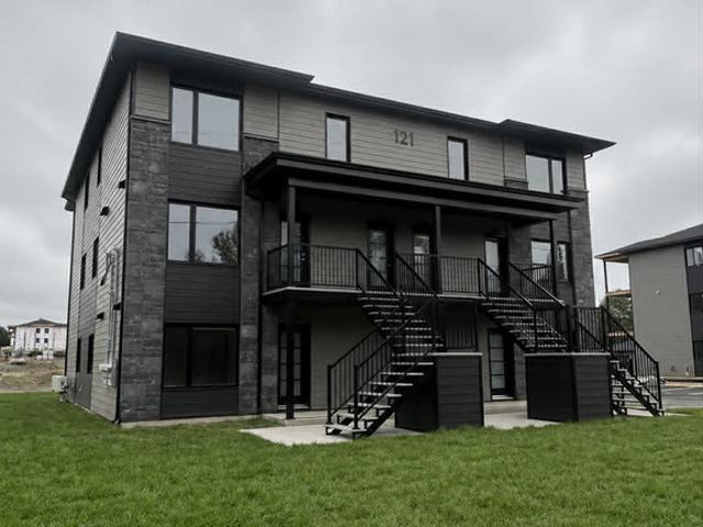 Appartement à Louer 121 rue Clarisse Leblond, Sainte Claire 8 photos | Logis Québec
