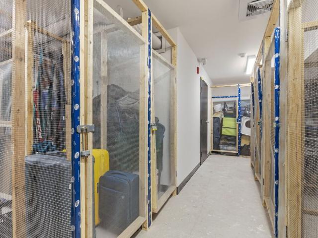Appartement à Louer 1228 Rue Ropery, Le Sud Ouest Montréal 17 photos | Logis Québec