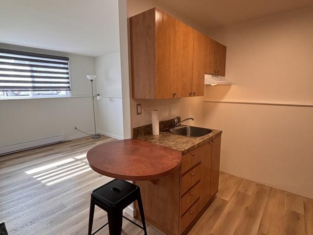Appartement à Louer 1291 Boul Renaud app 1, Chicoutimi Saguenay 10 photos | Logis Québec