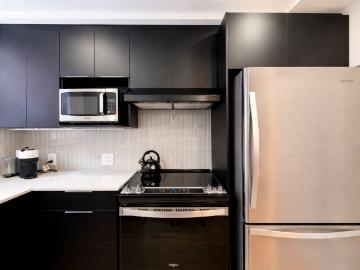 Apartment for rent in T, Brossard