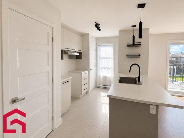 Appartement à Louer 13,Rue Grenier, Beauharnois 18 photos | Logis Québec